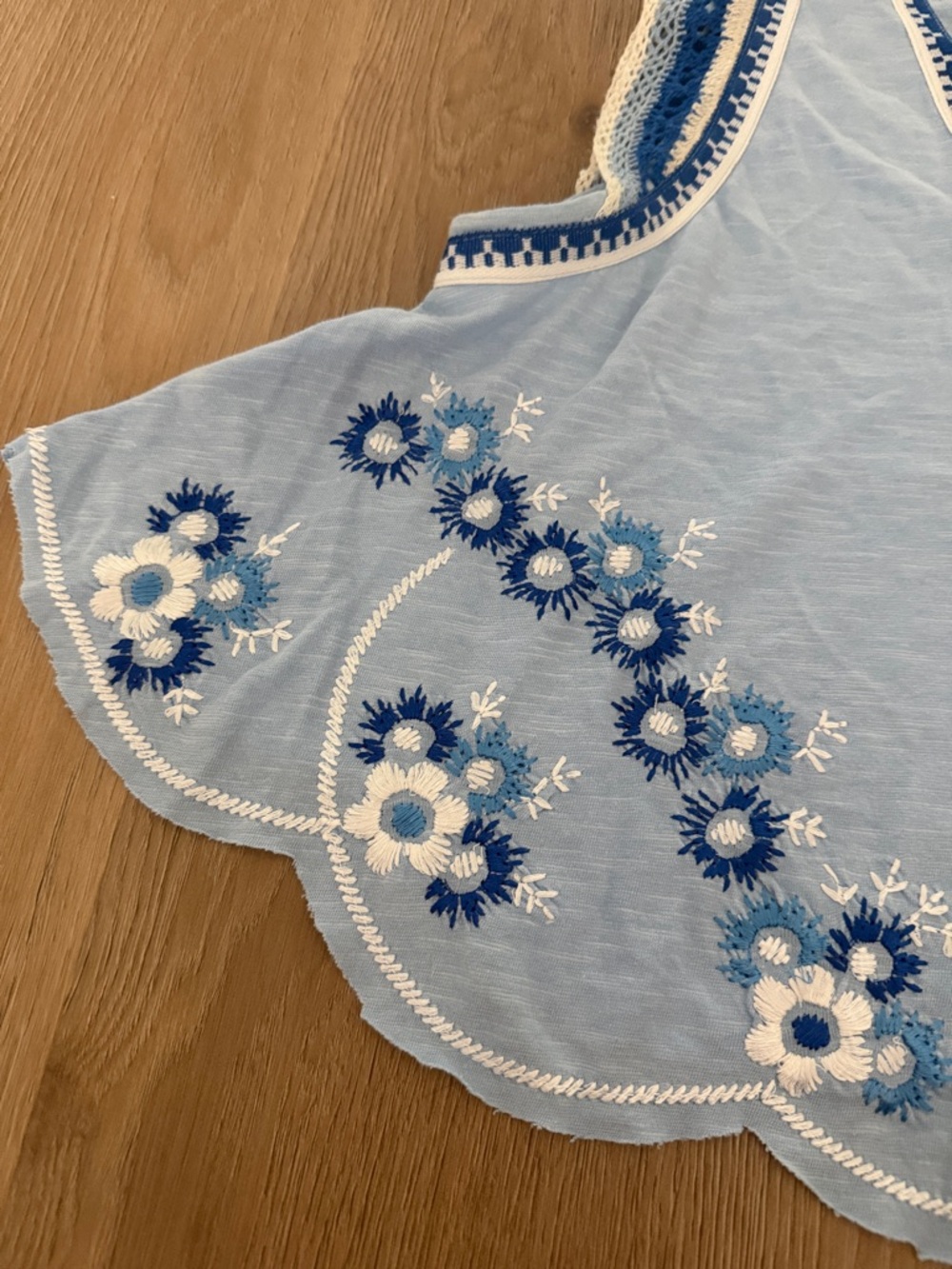 Free People Madden Embroidered Top NWT - Picture 5 of 9